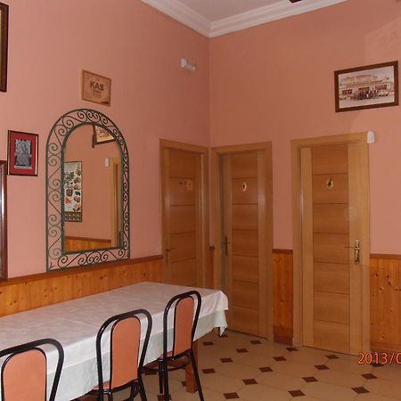 Hostal Restaurante Las Rejas Archidona Esterno foto